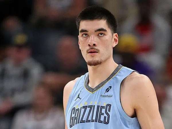 灰熊新秀扎克-伊迪脚踝手术恢复中，预计缺席新赛季前半段