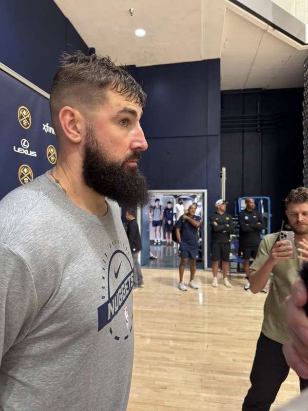 瓦兰丘纳斯盛赞掘金内线体系：完美契合我的篮球理念