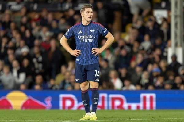 希勒点出枪手进攻症结 约克雷斯双响破心魔