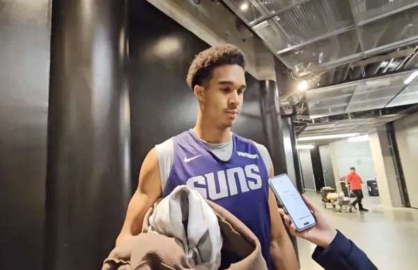 太阳新秀伊戈达罗直面约基奇挑战：与顶级球员交锋是宝贵机遇