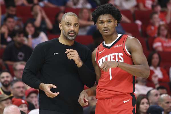 乌度卡感恩节吐露心声：执教火箭是最珍贵的礼物