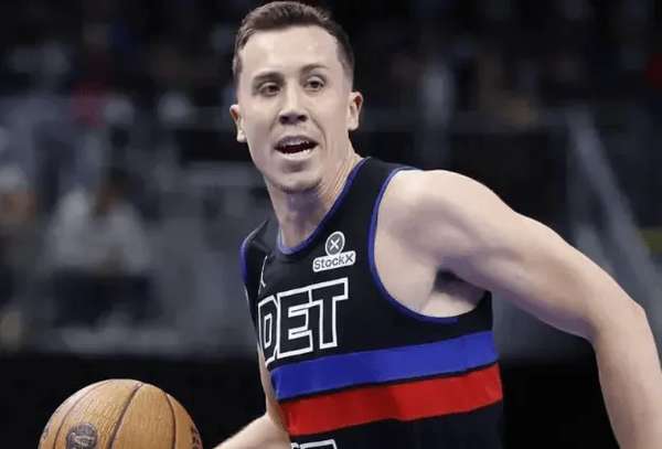 邓罗弑旧主18分率活塞胜热火 坦言面对前队友"心情复杂"