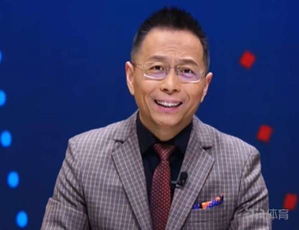 利物浦2-0布莱顿战术观察：中场新阵激活琼斯 埃基蒂克双响难掩效率隐忧