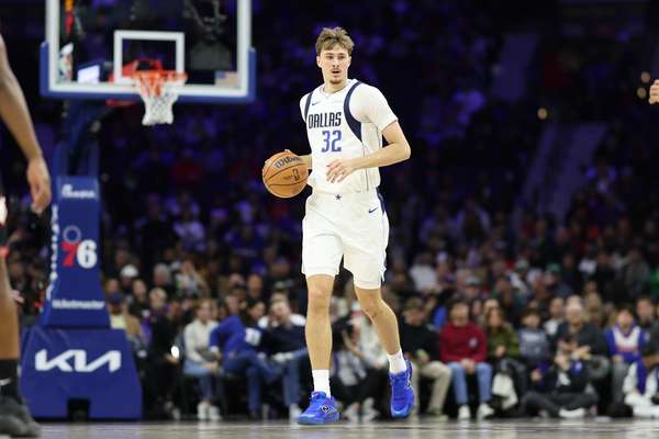 弗拉格准三双率队险胜掘金 赛后坦言圣诞愿望唯求胜利