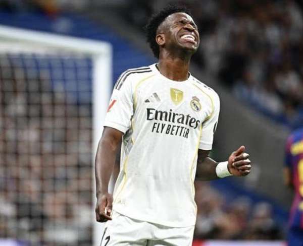 维尼修斯与皇马的甜蜜与危机：一个天才球员的十字路口