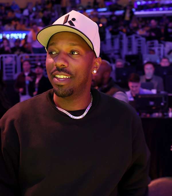 詹姆斯回应经纪人播客争议：那是里奇的个人舞台，我们从未讨论过交易话题