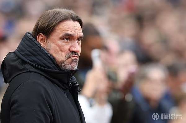 利兹联点球晋级引爆争议 法尔克怒怼安保"双标"操作