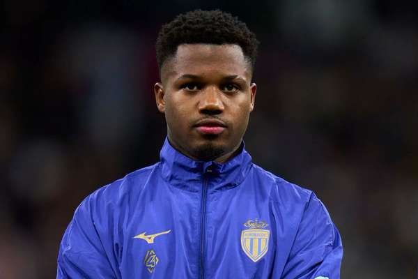 摩纳哥1100万欧买断法蒂在即，薪资谈判成最后关卡