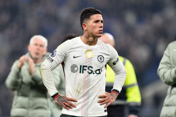 峰回路转！恩佐火线解禁战曼城 切尔西欧冠梦碎恐抛售中场核心